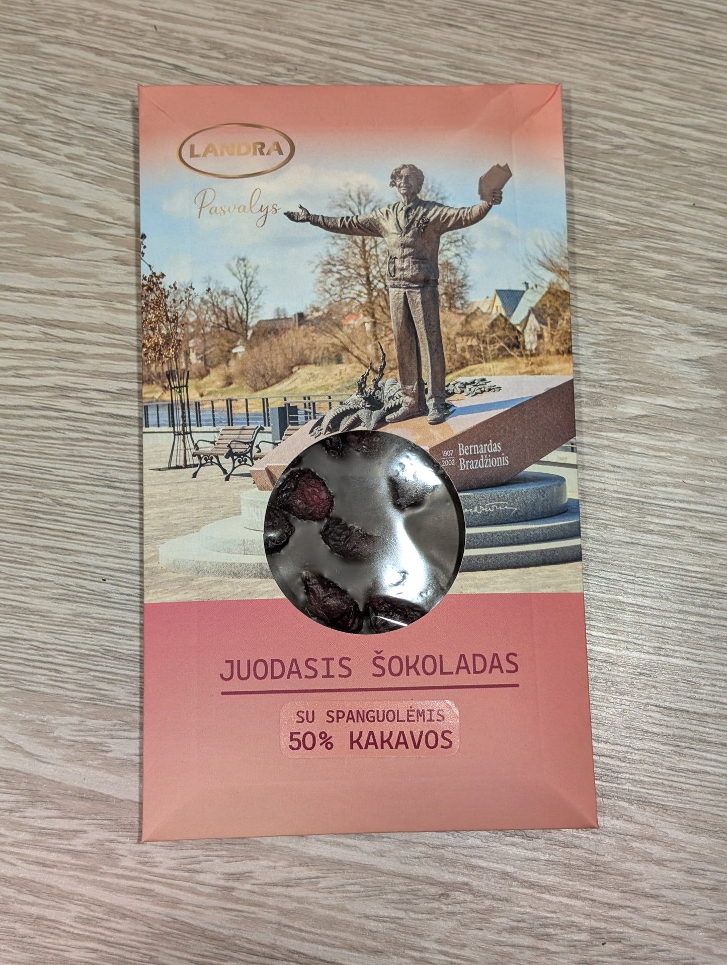 Paminklas poetui Bernardui Brazdžioniui 'Šaukiu tautą".